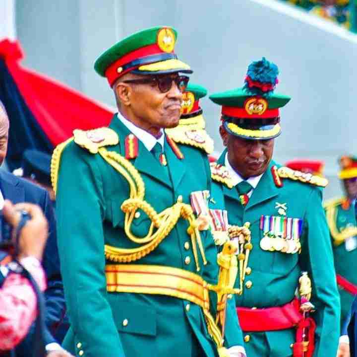 Buhari arrives parade in military uniform – Photo