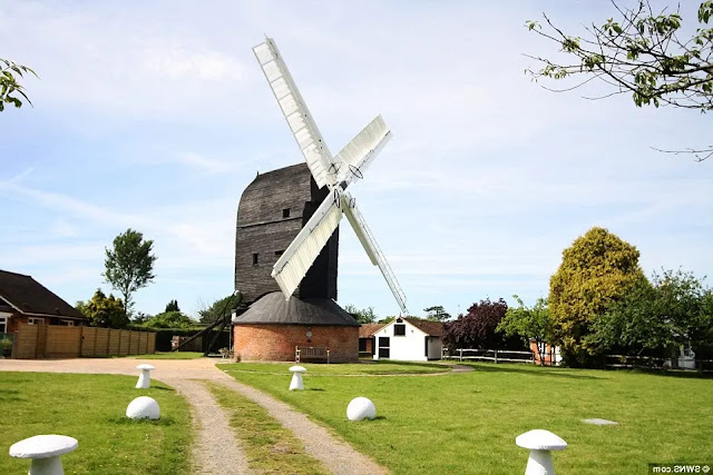 Outwood Windmill Surrey (England)
