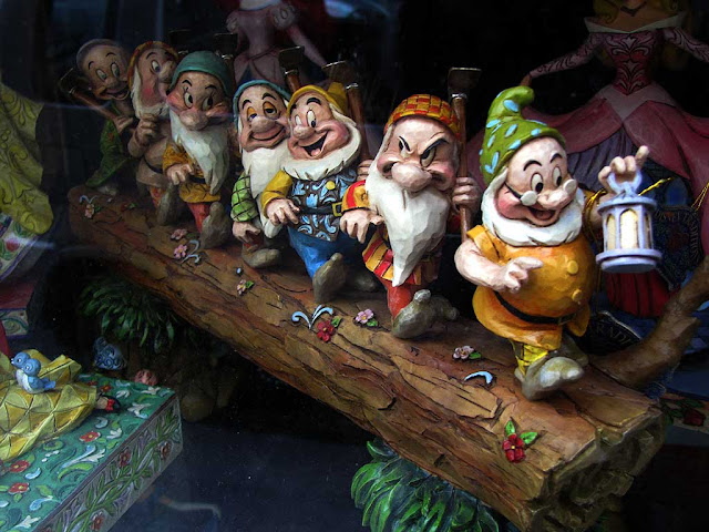 Dopey, Sneezy, Bashful, Sleepy, Happy, Grumpy and Doc, the seven dwarfs of Snow White, Livorno