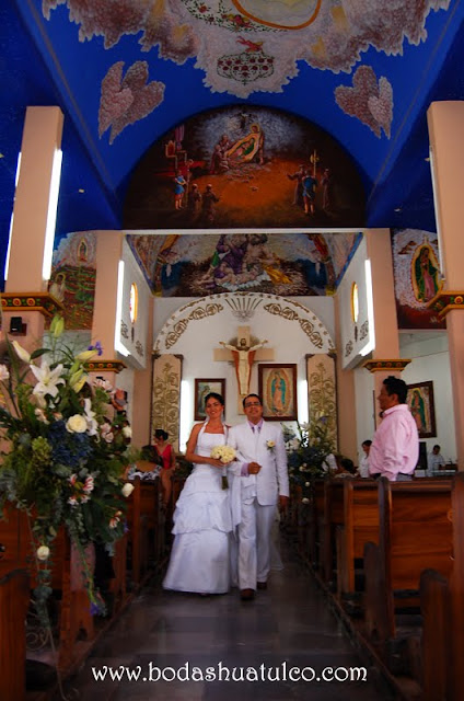 boda en playa, beach wedding, Oaxaca, México, Bodas Huatulco, Wedding Planner