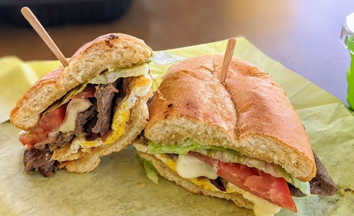 X-tudo tri tip sandwich