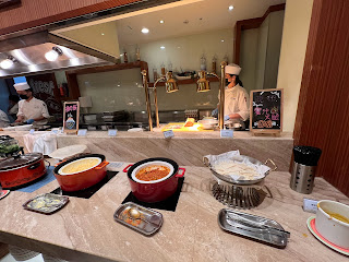 台中麗寶飯店是台中市一家享有盛譽的五星級飯店，為來訪的旅客提供了優雅和舒適的住宿環境。該飯店擁有現代化的建築設計，位於市中心，交通便捷，距離許多知名旅遊景點和商業區域僅幾步之遙。 客房和套房設計時尚，並配備了豪華的設施，以確保客人的舒適和滿足。無論商務旅行者還是休閒度假者或親子度假都適合，寵物可寄宿