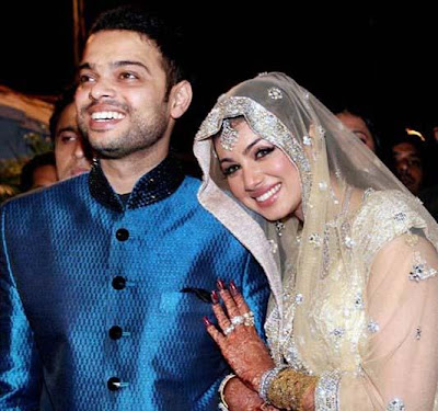 Bollywood hot actress hot photos & Ayesha Takia wedding photos