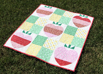 http://fatquartershop.blogspot.com/2016/08/apple-farm-blog-hop-laura-quilt_9.html