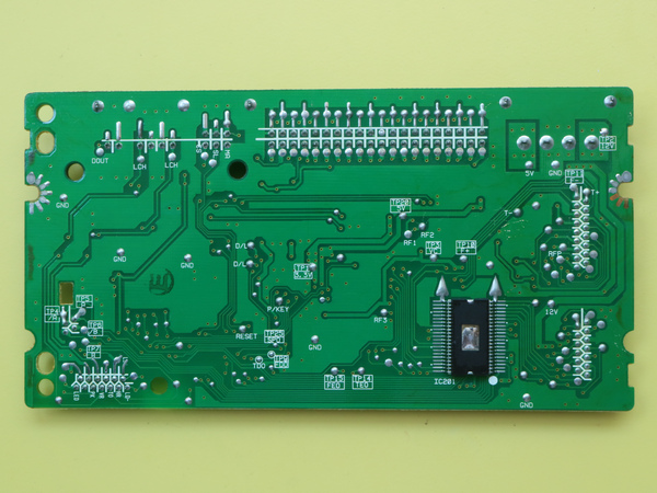 Bugworkshop 甲蟲工作室 Compaq 康柏 Crd 8484b 唯讀光碟機 Cd Rom Drive Pcb 板 拆解 三 Bugworkshop 甲蟲工作室 Compaq 康柏 Crd 8484b 唯讀光碟機 Cd Rom Drive Pcb 板 拆解 三