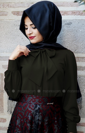 48 Model Baju Atasan Wanita Muslim Dewasa Terbaru 2019 