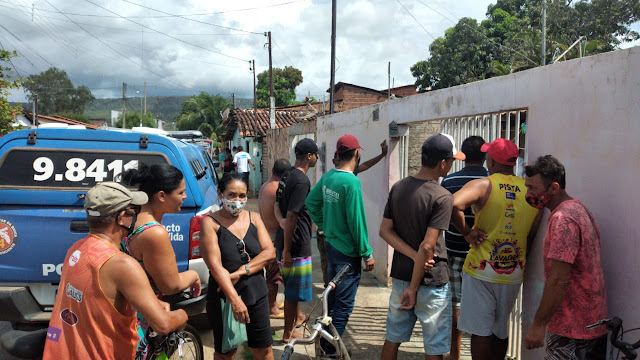 Tragédia no bairro São Pedro em Barreiras: Criança é morta a facadas e mãe está foragida