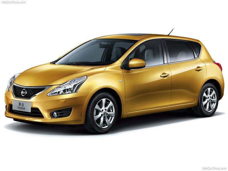 2012 Nissan Tiida Picture