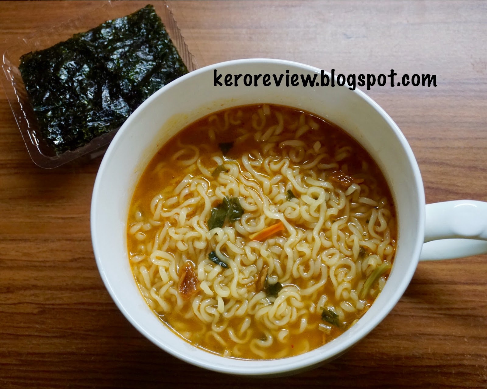 รีวิว นงชิม บะหมี่กึ่งสำเร็จรูป รสกิมจิ (CR) Review Instant Kimchi Ramyun Noodles Soup, Nongshim Brand.