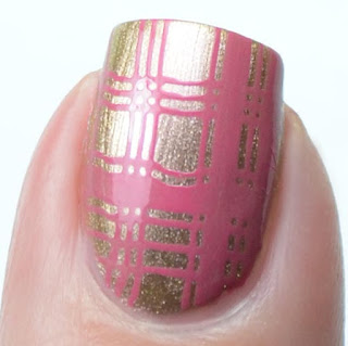 nail art stamping