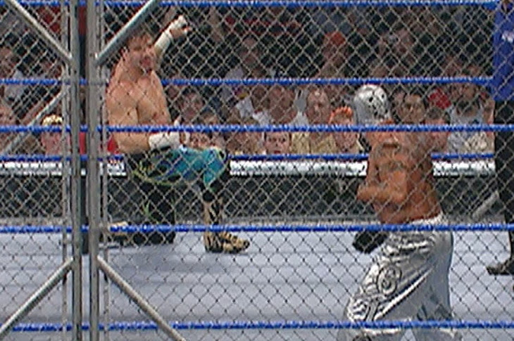 WWE FLASHBACK: Eddie Guerrero vs Rey Mysterio Steel Cage Match