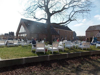 Blauwe Hoeve Zwijndrecht: kinderboerderij, binnen- en buitenspeeltuin, brasserie en B&B