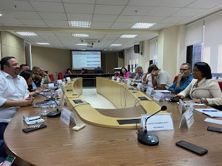 Fabiano Latini, sec. Fazenda, em reunião na Jucerja, no Rio de Janeiro