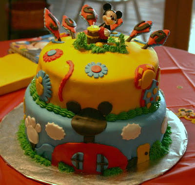 mickey mouse cake ideas pictures. Mickey Mouse Clubhouse Cake