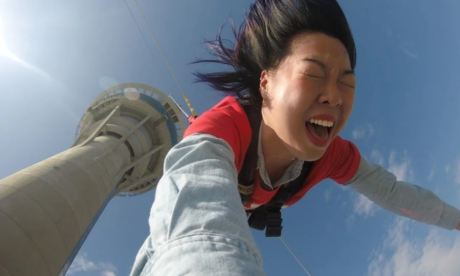 Hilarious Bungee Jumping face Expressions