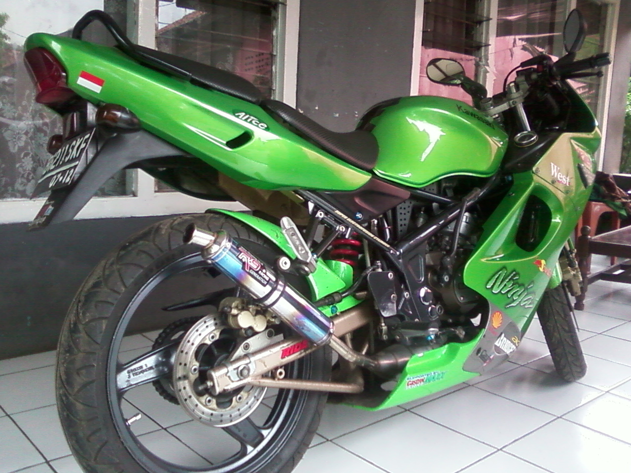 Belum Ada Judul DIJUAL MOTOR KAWASAKI NINJA RR 150 CC