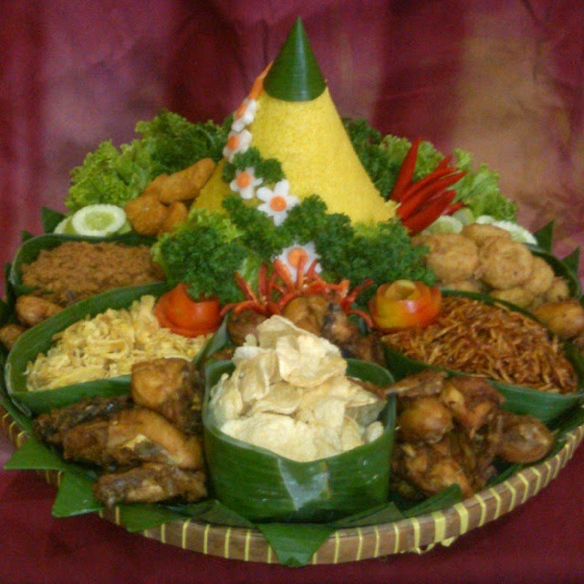 Nasi Tumpeng di Jakarta Utara | Nasi Tumpeng Kuning