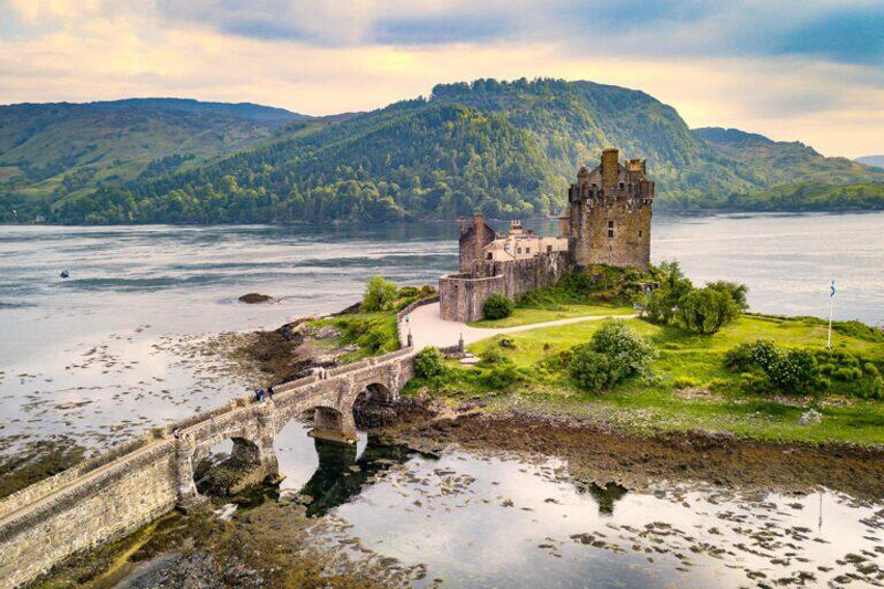 15 of the United Kingdom’s Most Epic Castles