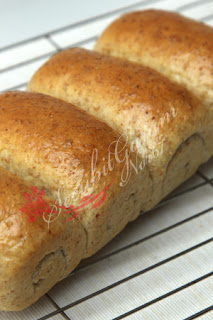 Roti Wholemeal, resipi yg K.Nor ambil dari dapur Cik 