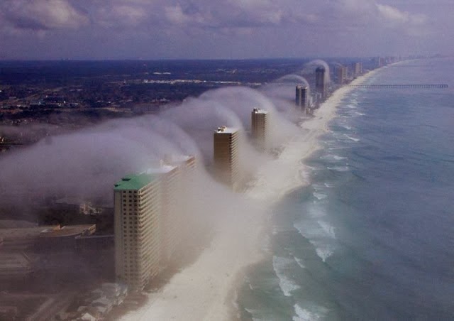 Penampakan Tsunami Awan di Florida FAKTA UNIK PLUS