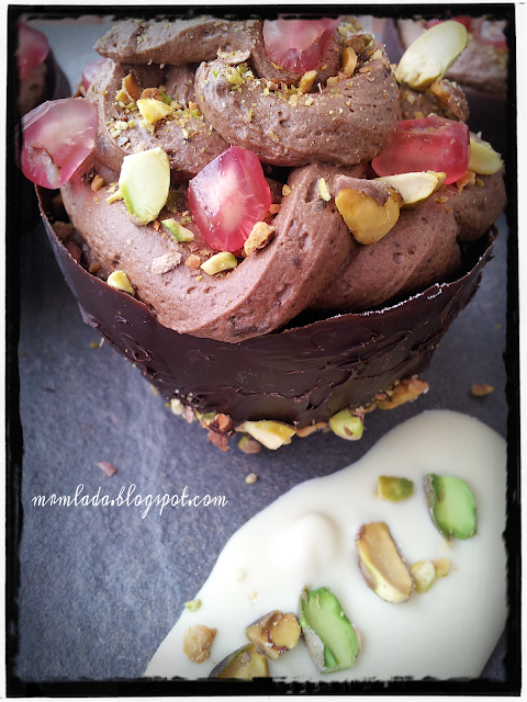 mousse de chocolate con pistachos