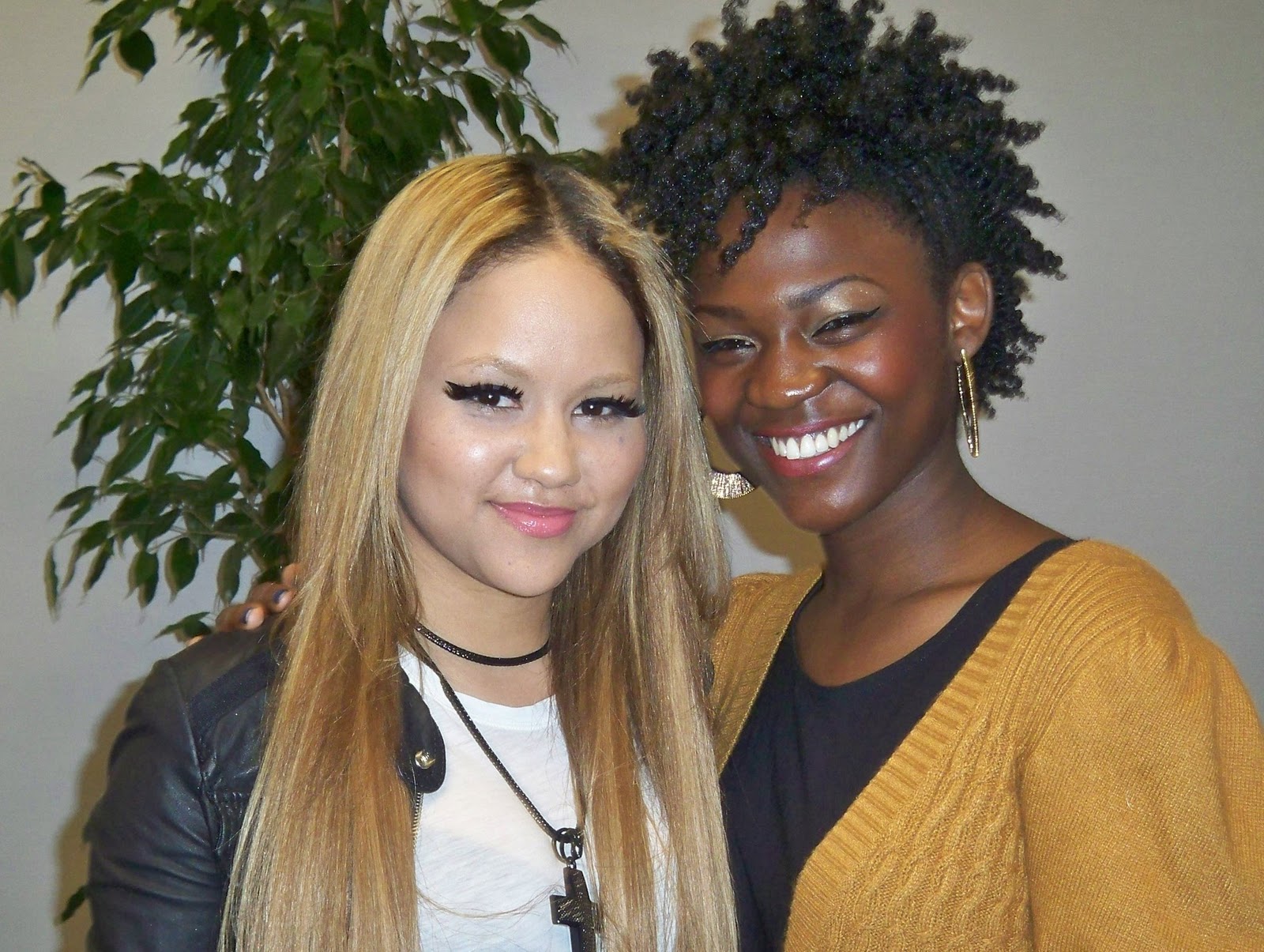 Facebook Kat DeLuna Kat