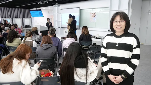 ▲建國科大美容系主任蕭蓉禎表示，學校計劃與長原老師建立海外實習合作計畫，明年起將安排學生前往京都進行實習，為學生未來職涯發展提供更多創新與機會。（記者林明佑攝）