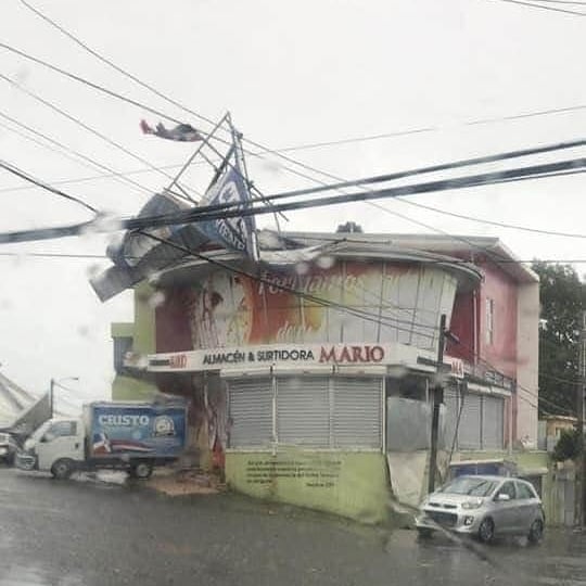 Tormenta Isaías se aleja de República Dominicana, pero causó daños.