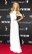 Delta looked lovely in her dress and her hair was flawless. (delta goodrem)