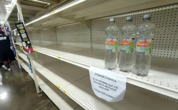 URGENTE LIMITAN a 5 piezas por persona la VENTA de AGUA embotellada en algunos negocios de Nuevo León