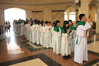 Achileus MISDINAR sang Pelayan Altar