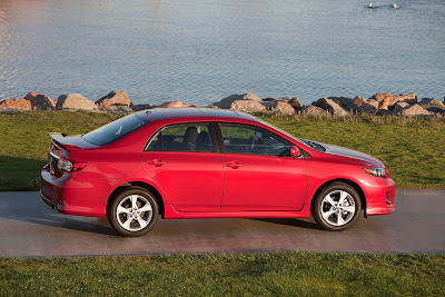 2011 Toyota Corolla Side View