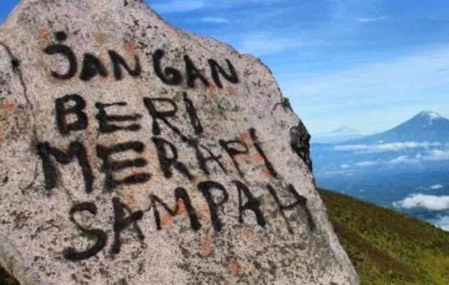 vandalisme gunung