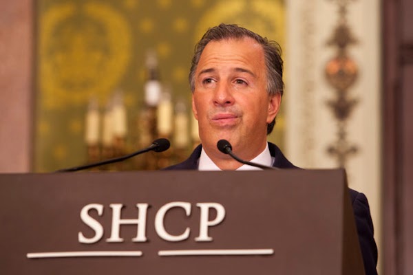 SHCP no puede obligar a legisladores a bajarse el sueldo SHCP no puede obligar a legisladores a bajarse el sueldo