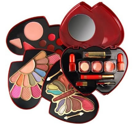 Makeup Kits  Girls on Fashion Makeup And Design Games For Girls   Makeup Photos