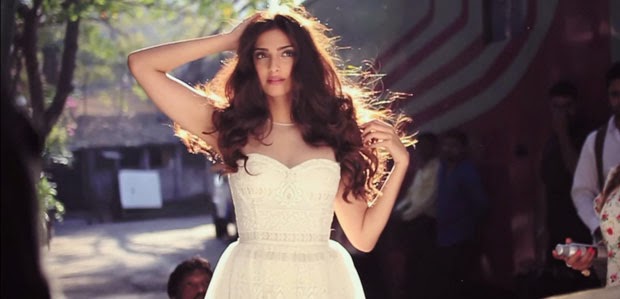 sonam kapoor hot filmfare photoshoot  