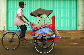  Gambar alat transportasi tradisional dan modern sengaja saya susun agar adik Kliping Gambar Alat Transportasi Tradisional dan Modern 