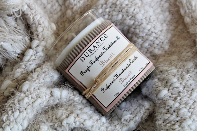 durance biscuit avis, durance biscuit bougie parfumée, bougie parfumée biscuit durance, bougie parfumée biscuit, biscuit de durance, bougie parfumée, bougie durance, durance bougies, bougie parfumée naturelle, candles, candle review, scented candle, avis durance, bougie en cire végétale, meilleure marque de bougie parfumée