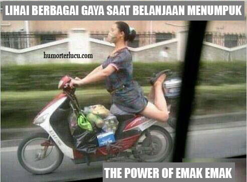 Gambar Lucu Saat Emak Emak Naik Motor  Humor Lucu Banget