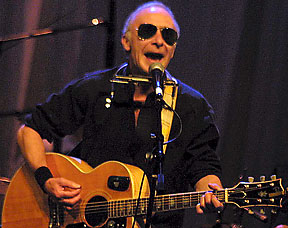 Chronicles Graham Parker Solo 11 03 06 Turning Point Piermont Ny