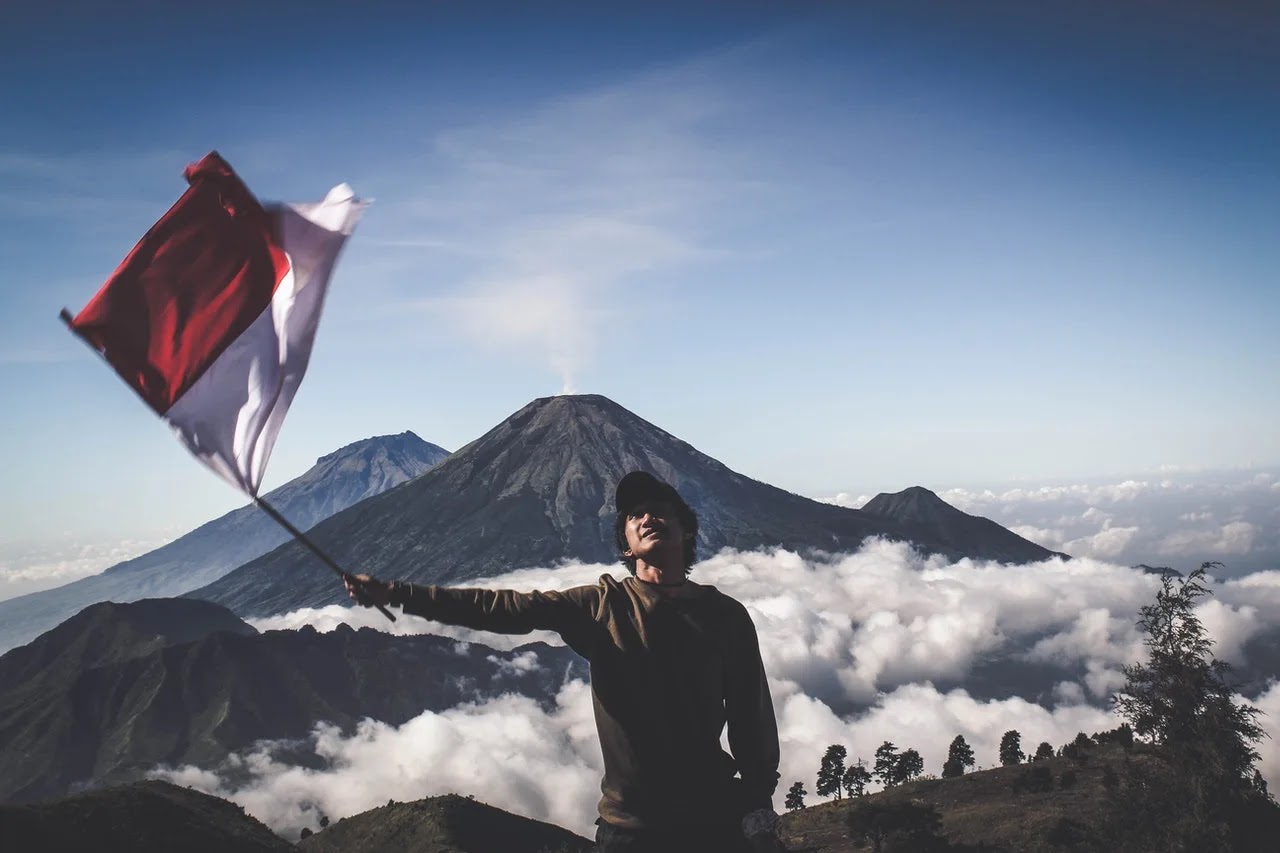 gunung-prau-pexels-dio-hasbi-saniskoro-