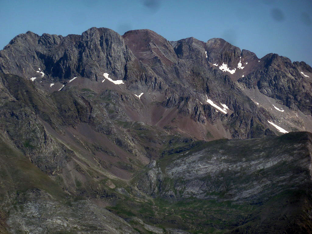 PEÑA ROYA (2.578m) y PEÑA BLANCA, 2.555m (El parapente de Te P1250291%20%28FILEminimizer%29