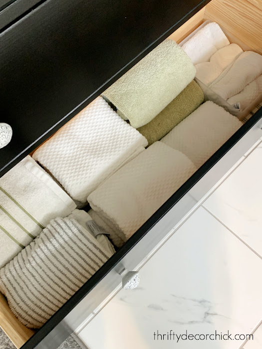 towel storage idea in bathroom