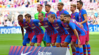 F. C. BARCELONA. Temporada 2021-22. Ter Stegen, Clément Lenglet, Araujo, Frenkie De Jong, Sergio Busquets; Emerson, Sergi Roberto, Braithwaite, Griezmann, Memphis Depay, Jordi Alba. F. C. BARCELONA 2 GETAFE C. F. 1. 29/08/2021. Campeonato de Liga de 1ª División, jornada 3. Barcelona, Nou Camp. GOLES: 1-0: 2’, Sergi Roberto. 1-1: 19’, Sandro. 2-1: 30’, Memphis.