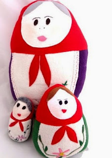 http://translate.googleusercontent.com/translate_c?depth=1&hl=es&rurl=translate.google.es&sl=en&tl=es&u=http://craftbits.com/project/plushie-russian-matryoshka-doll-cushion/&usg=ALkJrhjAXPo_QEmW_gS1oi1Rp40JEq8-Yg