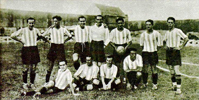 VALLADOLID DEPORTIVO. Temporada 1933-34. El Valladolid jugó esta temporada en 3ª División, encuadrado en el Grupo A, zona Norte-Oeste.