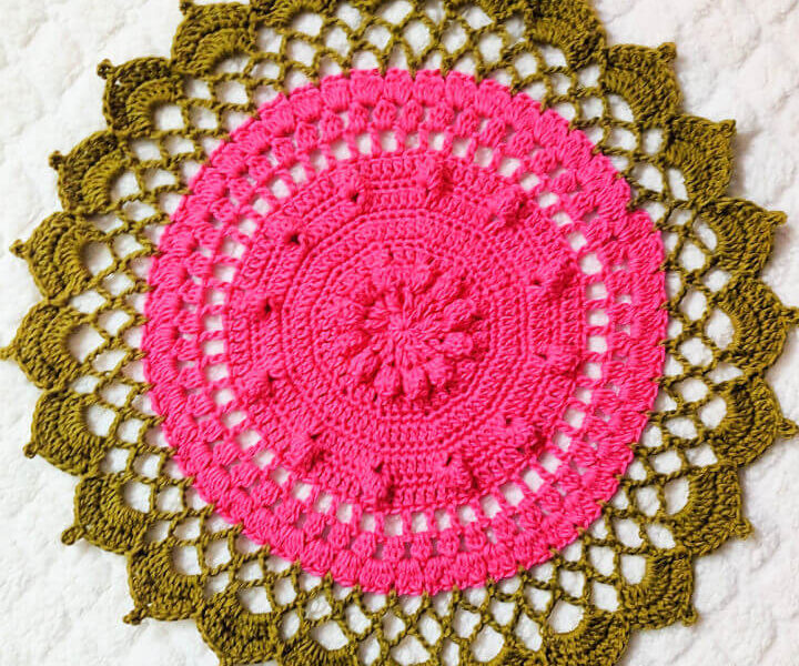 Vintage Crocheted Doilies various sizes..total of 18
