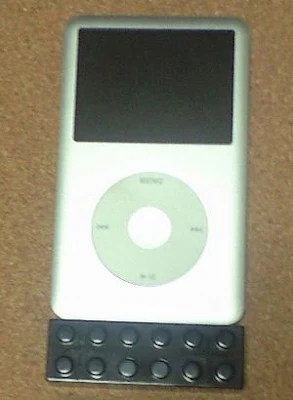 Mini-iStereoDOCKスピーカーBB5002をiPod Classicに取り付け