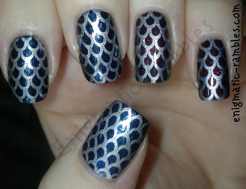 review-moyou-128-stamping-plate-fish-scales-duochrome-w7-twilight-max-factor-fantasy-fire-barry-m-silver-foil-effect