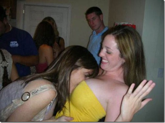 motorboating-girls-hot-2
